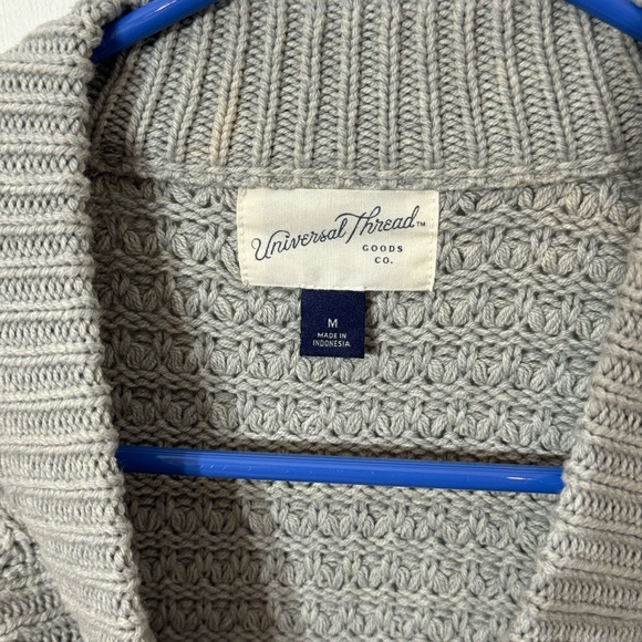 GRAY SWEATER - M NEVER USED - Picture 2 of 2